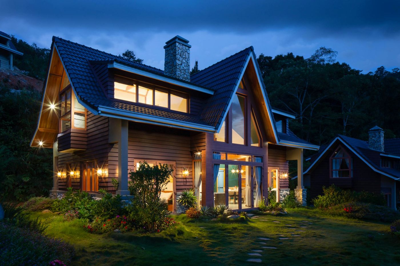 Bright, well-kept residential property prepared for sale
