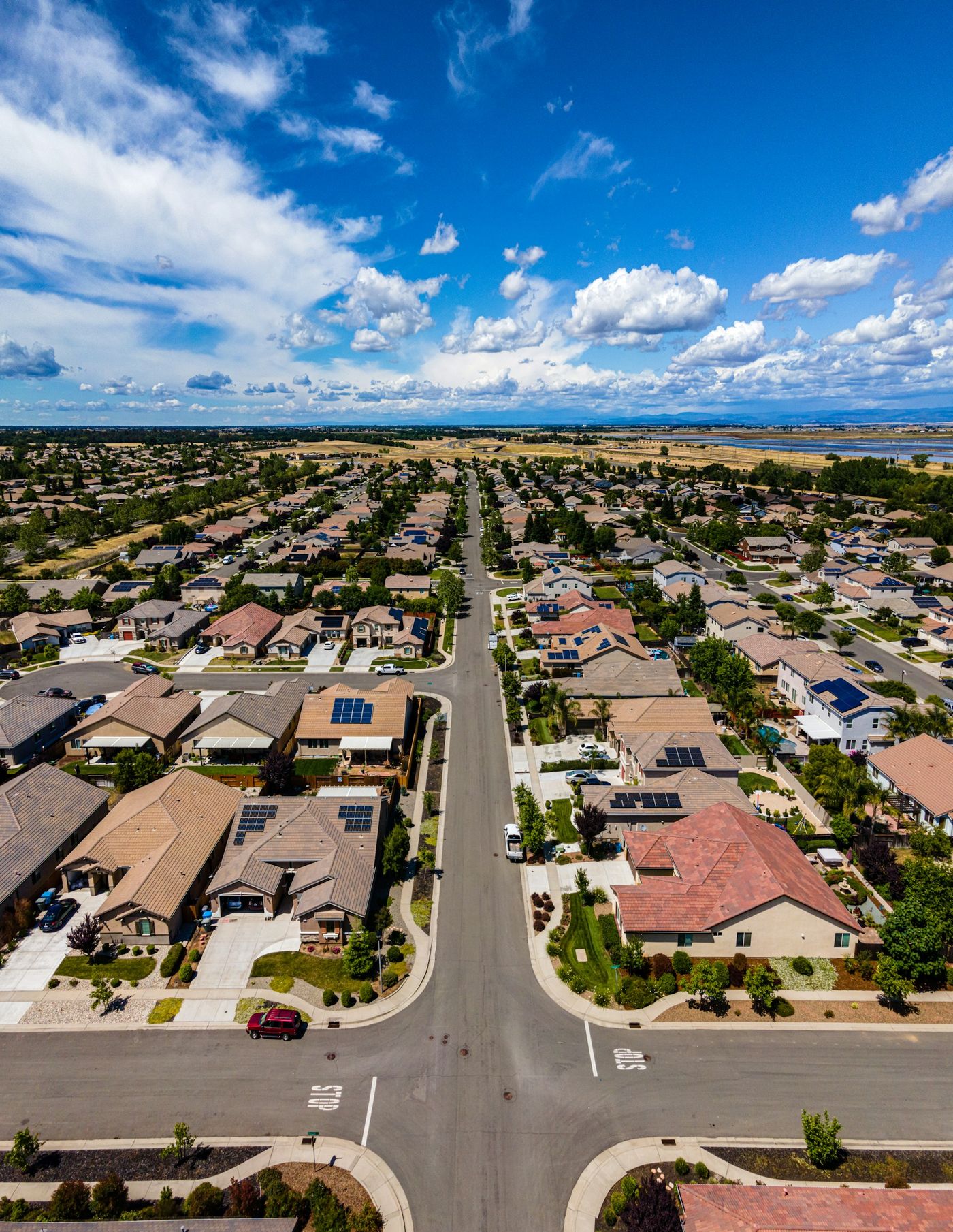 Wendell Falls streetscape